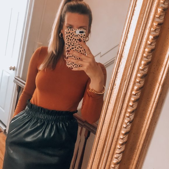 Meet your Posher, Alice - Picture 2 of 12